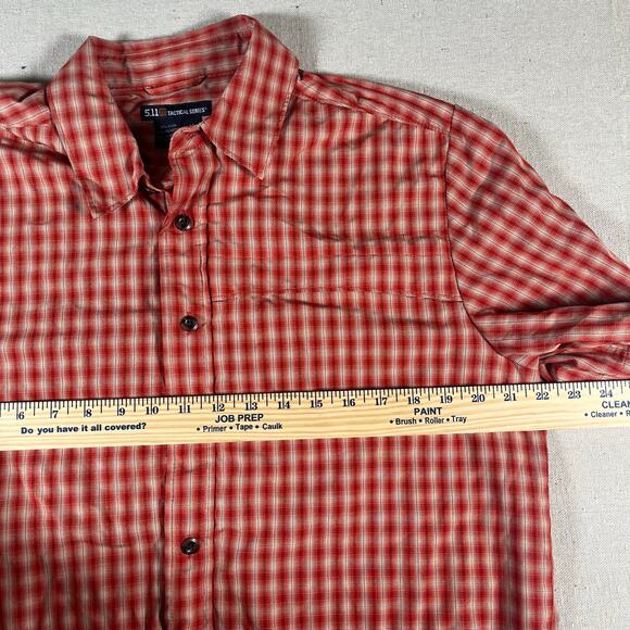 5.11 Tactical Series Mens Short Sleeve Button Up with Pocket Mens Size Medium - Picture 3 of 5